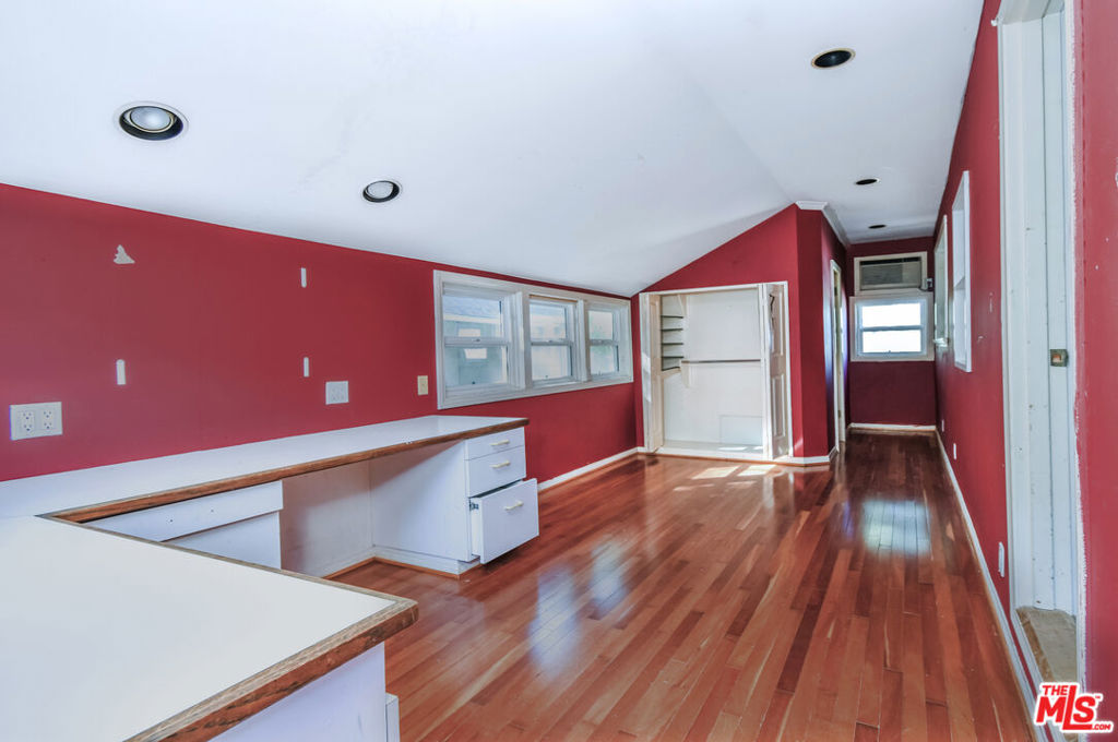 4141 Knobhill DriveSherman Oaks img 43