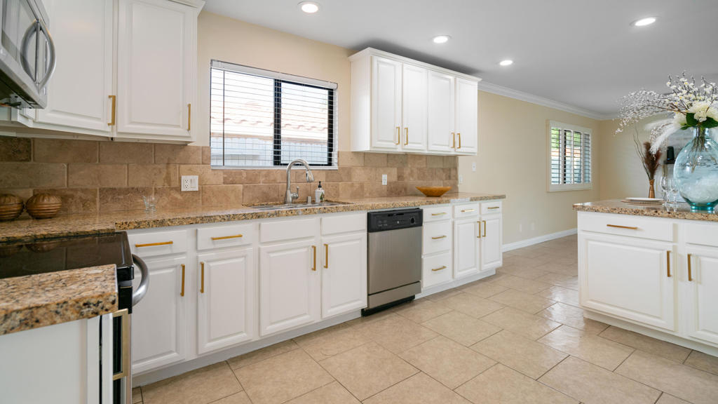 MLS #219136556DA image #4