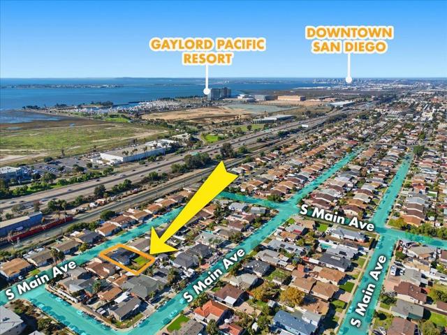 835 Colorado Ave, Chula Vista CA: https://media.crmls.org/mediaz/8b9eade9-156b-4296-8961-f1ea0dfe6a5c.jpg