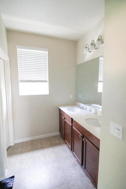 120 Sturla Way, Gilroy CA: https://media.crmls.org/mediaz/8b9f9250-739f-476e-857f-c23b4c8388ab.jpg