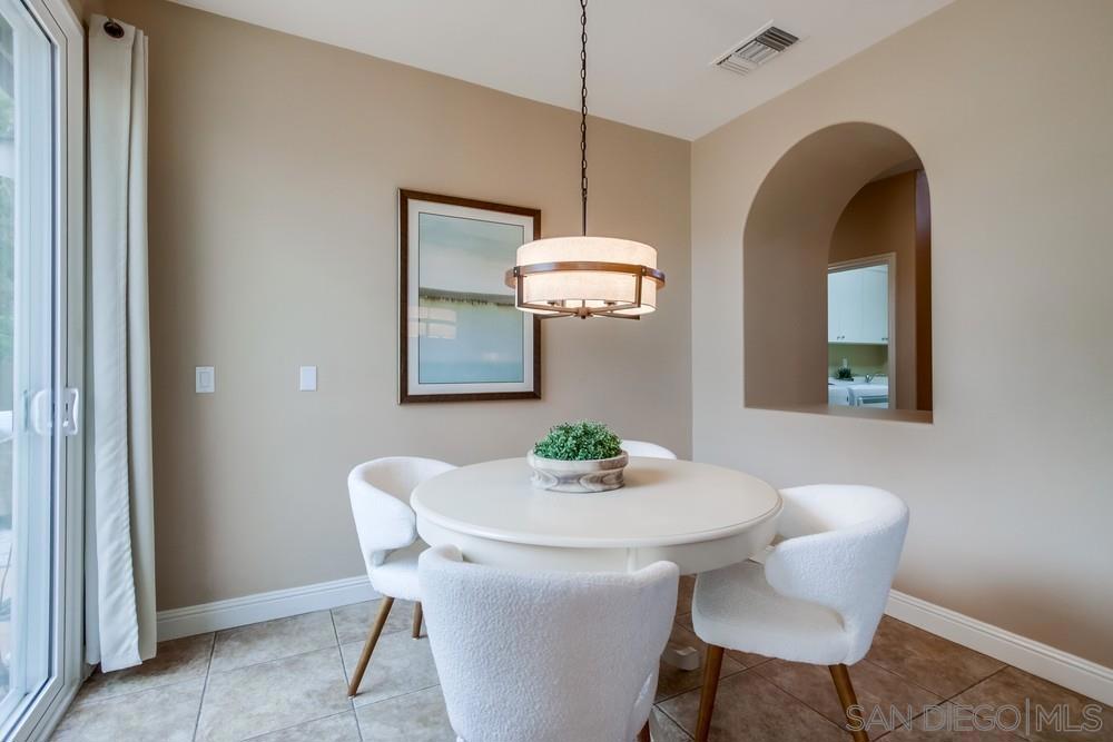 MLS #250025773SD img 18