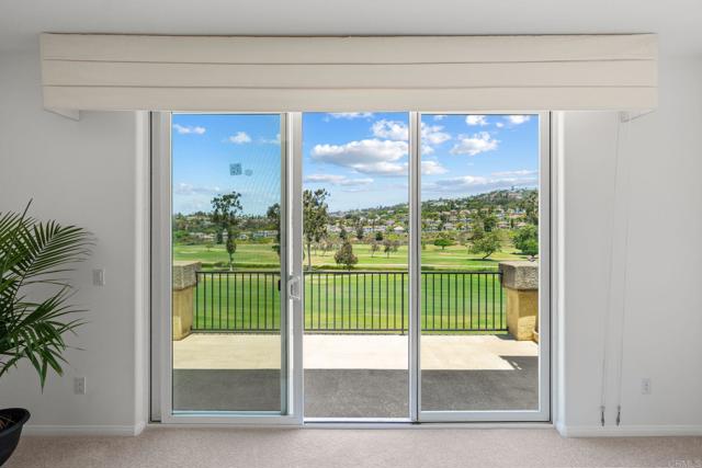 2534 Navarra Drive, Carlsbad CA: https://media.crmls.org/mediaz/8ba16237-673f-40b7-85d5-39574be75fa8.jpg
