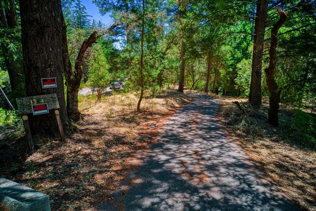 1374 Weston Ridge Road, Scotts Valley CA: https://media.crmls.org/mediaz/8ba17155-1a32-4811-a8b5-2b33a4d00e24.jpg