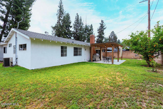 7729 Sedan Avenue, West Hills CA: https://media.crmls.org/mediaz/8ba34c9a-376f-4f08-a988-90fda72d0097.jpg