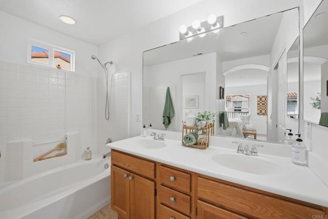 Detail Gallery Image 15 of 23 For 847 Ballow Way, San Marcos,  CA 92078 - 2 Beds | 2 Baths