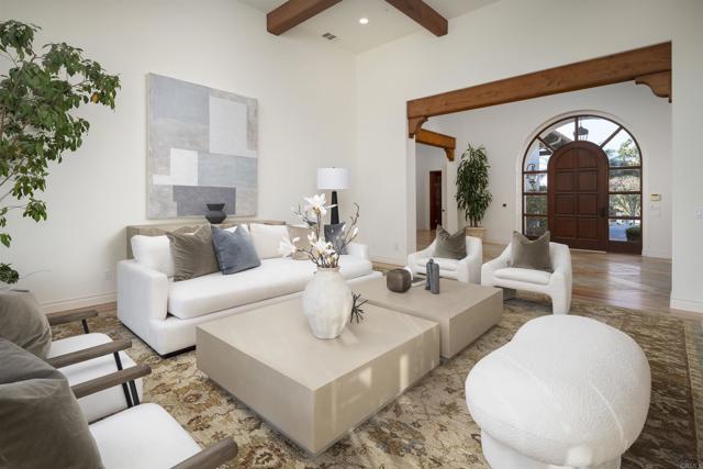 Detail Gallery Image 10 of 34 For 6725 Calle Ponte Belle, Rancho Santa Fe,  CA 92091 - 5 Beds | 5/1 Baths