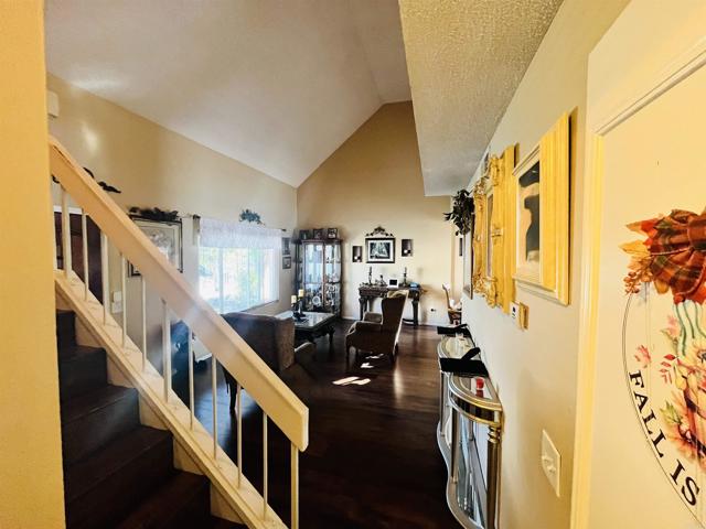 Detail Gallery Image 4 of 19 For 1898 Isla Del Campanero, San Ysidro,  CA 92173 - 4 Beds | 2 Baths