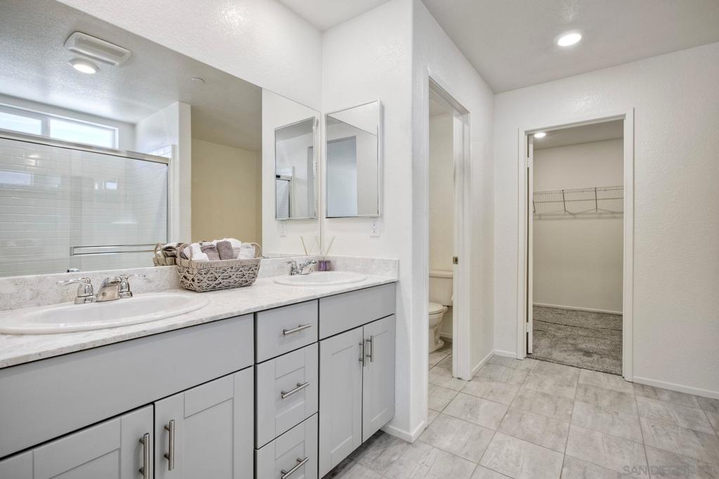 MLS #250027191SD image #18
