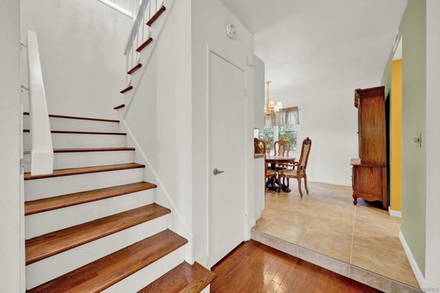 2010 Palsero Ave, Escondido CA: https://media.crmls.org/mediaz/8ba6611d-1314-43b1-b986-90bd75aabbb6.jpg
