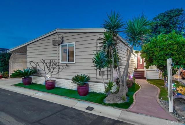 Detail Gallery Image 8 of 59 For 276 N El Camino Real #247,  Oceanside,  CA 92058 - 2 Beds | 2 Baths