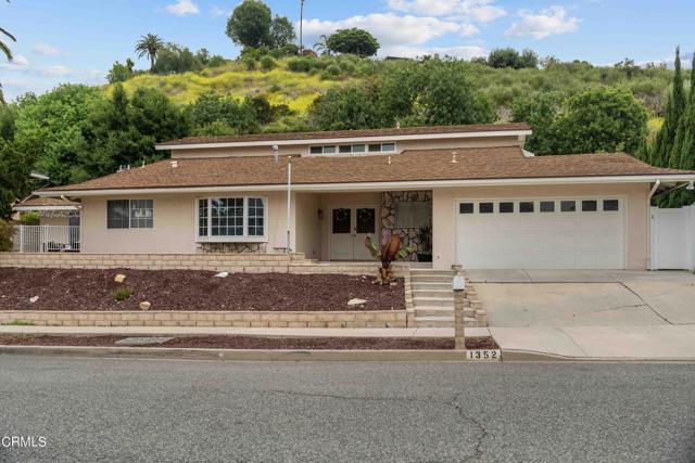 Detail Gallery Image 1 of 36 For 1352 Morrow Cir, Thousand Oaks,  CA 91362 - 3 Beds | 2/1 Baths