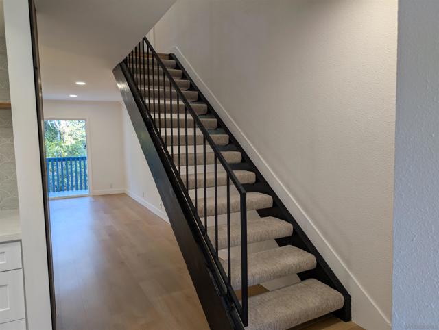 4950 Lantana Dr, San Diego CA: https://media.crmls.org/mediaz/8ba7658a-dc04-4294-83c7-764dccbd5b57.jpg