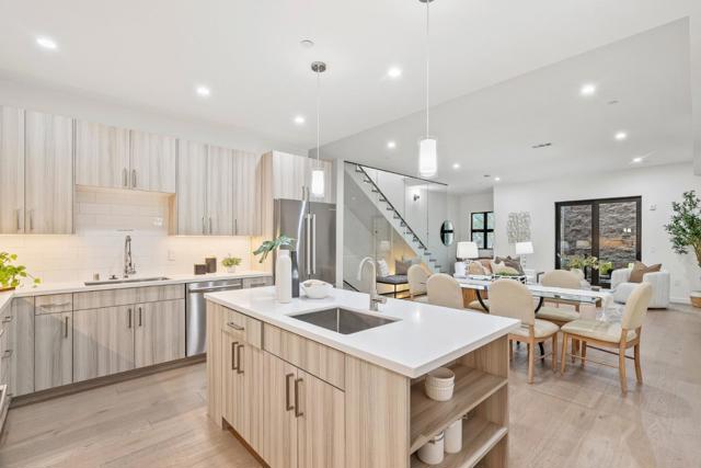 922 Woodside Road, Redwood City CA: https://media.crmls.org/mediaz/8ba8179d-c264-4bc5-8960-45a9430b64ee.jpg