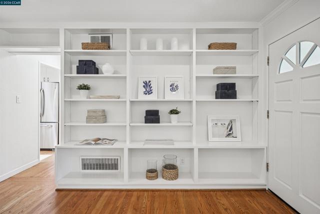 3231 Camino Colorados, Lafayette CA: https://media.crmls.org/mediaz/8ba82088-518f-4ef9-85c0-2365068700ae.jpg