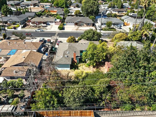 2992 Humbolt Avenue, Santa Clara CA: https://media.crmls.org/mediaz/8ba891e1-e15f-4b94-b59a-2edc12a6303a.jpg
