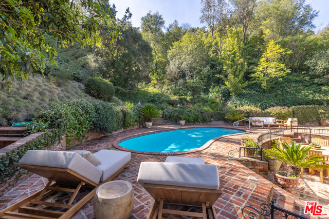 Image 51 of 72 For 10686 Somma Way