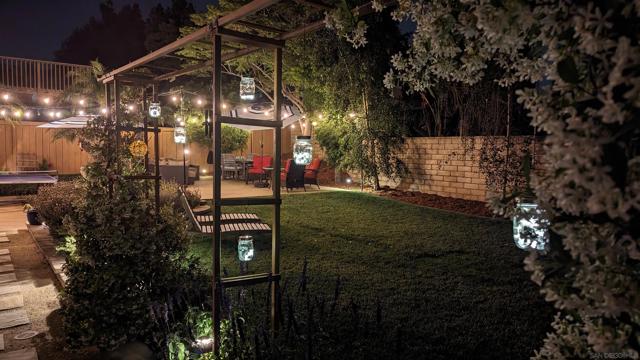 1217 BELLEFLOWER RD, Carlsbad CA: https://media.crmls.org/mediaz/8ba9adc7-279e-40fc-8069-436a039f1545.jpg