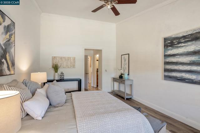 4672 N Larwin Ave, Concord CA: https://media.crmls.org/mediaz/8baa5b7c-fdf6-4510-9999-63161ed165b5.jpg