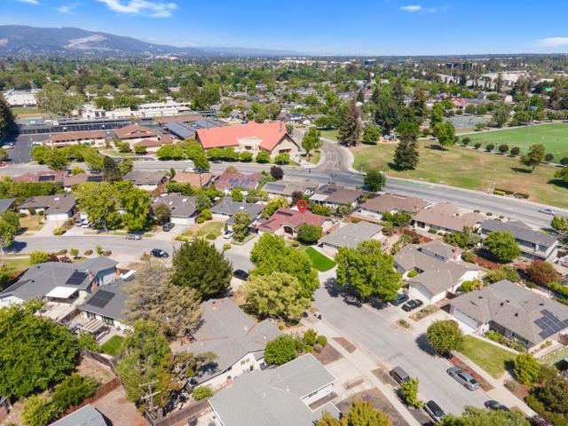 689 Springwood Drive, San Jose CA: https://media.crmls.org/mediaz/8baad581-c669-4b83-963d-b157b78d037d.jpg