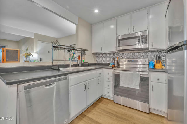 Detail Gallery Image 8 of 27 For 1300 Saratoga Ave #604,  Ventura,  CA 93003 - 2 Beds | 2 Baths