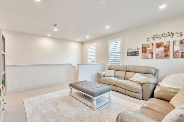 172 Vienna Way, Hollister CA: https://media.crmls.org/mediaz/8bab4bdc-19ad-4f85-aaf1-3a37b02c3d31.jpg