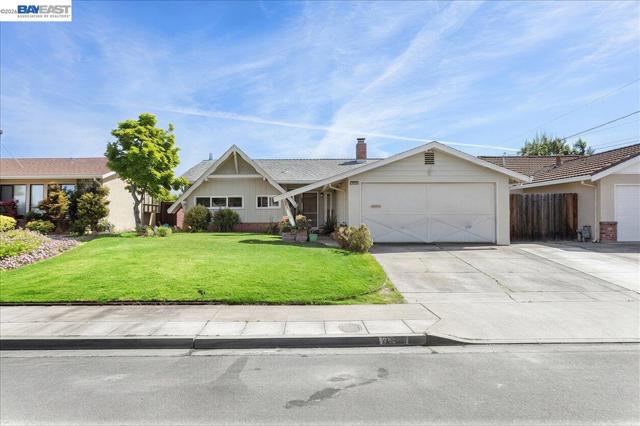 21330 Kahlert St, Castro Valley CA: https://media.crmls.org/mediaz/8bac91cc-f64e-4804-b220-4b4de37b656f.jpg