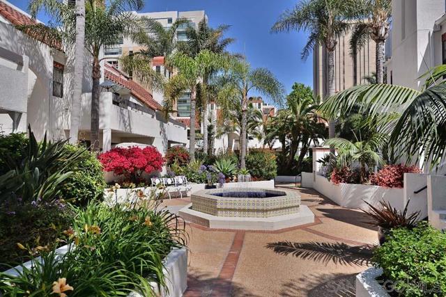 701 Kettner Blvd, San Diego CA: https://media.crmls.org/mediaz/8bad3f37-49e2-4823-bd4e-572fc0221226.jpg