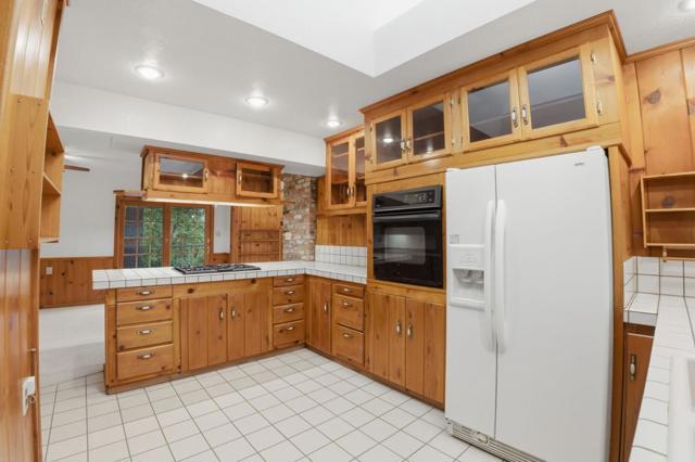 15245 Stetson Road, Los Gatos CA: https://media.crmls.org/mediaz/8bad3f67-33c8-4a9f-bde8-af8a92561dd9.jpg