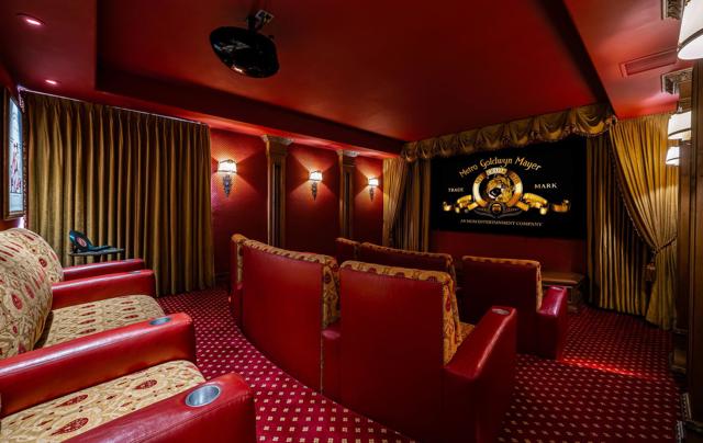 49925 Canyon View Drive, Palm Desert CA: https://media.crmls.org/mediaz/8bb03903-94cd-4c85-8888-8d3a4f6f8e5e.jpg