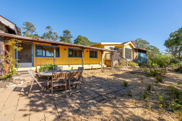 95 Corona Way, Carmel CA: https://media.crmls.org/mediaz/8bb08216-dbfd-4cbb-9f3b-b25d477b1701.jpg