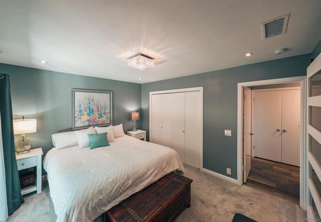 16482 Roca Dr, San Diego CA: https://media.crmls.org/mediaz/8bb1e468-7ada-4281-80a4-d9231244106e.jpg