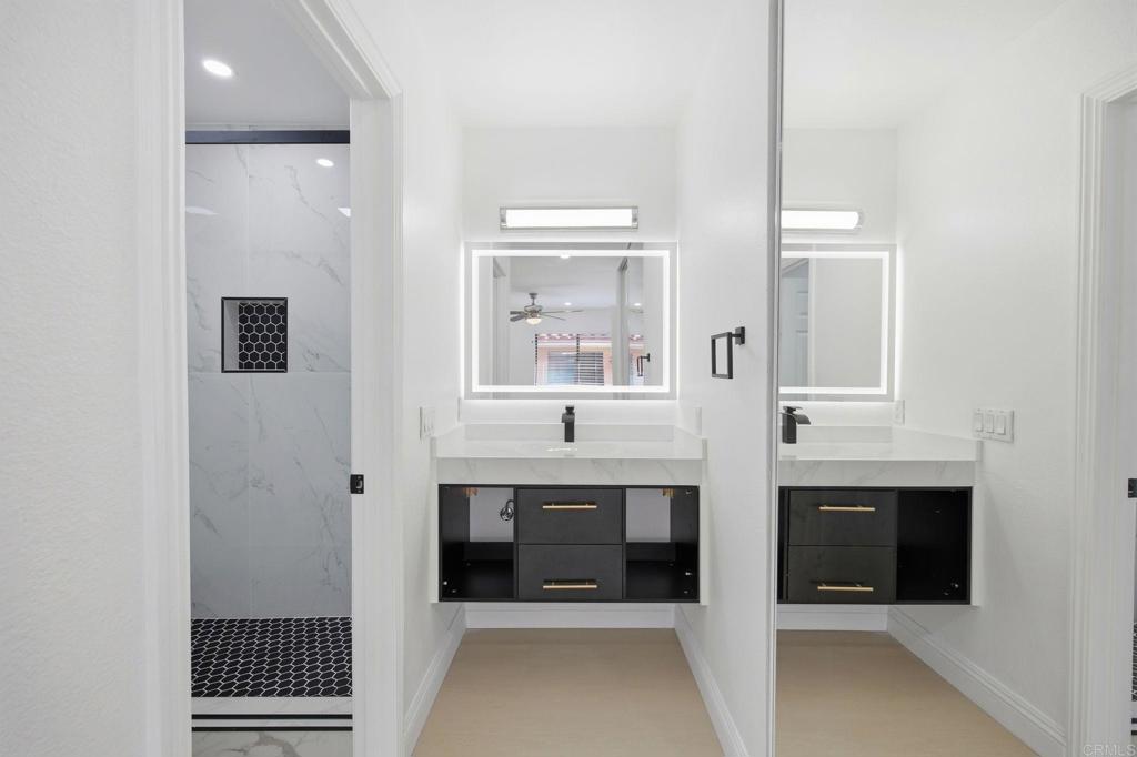 10174 Camino Ruiz - photo 10