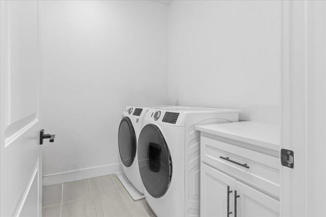 273 Skyview Drive, Marina CA: https://media.crmls.org/mediaz/8bb4bba3-b75d-4ca9-83e9-8e9cbc7a55b5.jpg