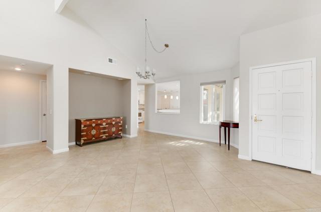 Detail Gallery Image 14 of 32 For 4609 Zamora Way, Oceanside,  CA 92056 - 2 Beds | 2/1 Baths