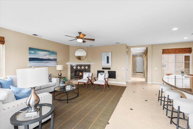 320 Crownview Ct, San Marcos CA: https://media.crmls.org/mediaz/8bb58927-b46f-44df-a1ae-672bad68b032.jpg