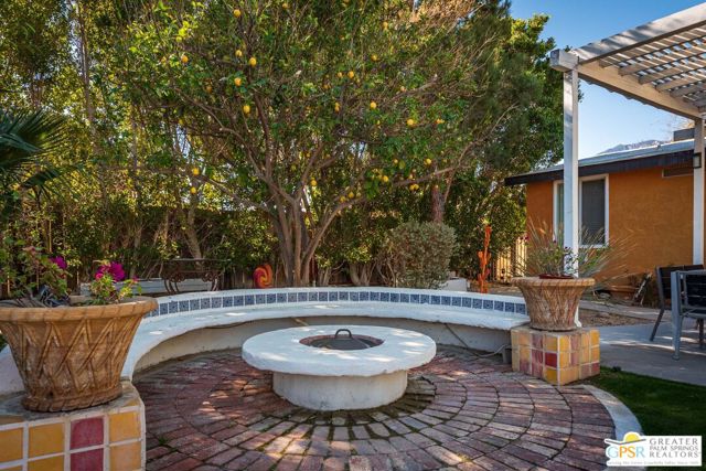 2072 Arnico Street, Palm Springs CA: https://media.crmls.org/mediaz/8bb5e90a-8e1b-4425-a2a9-8877a6bb5696.jpg