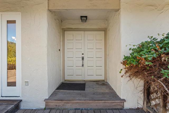 4760 Soquel Creek Road, Soquel CA: https://media.crmls.org/mediaz/8bb73d6d-7272-498d-923f-a23469137eba.jpg