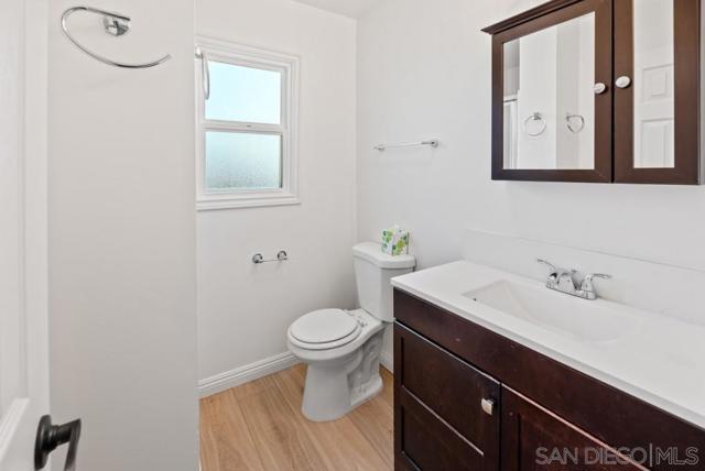 4413 Mount Castle Ave, San Diego CA: https://media.crmls.org/mediaz/8bb81086-da1b-4c4f-a6f2-3506d536f639.jpg