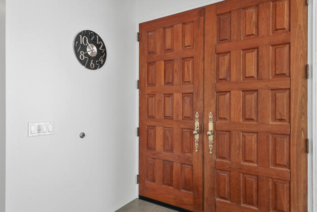 Image 14 of 33 For 71350 Halgar Road