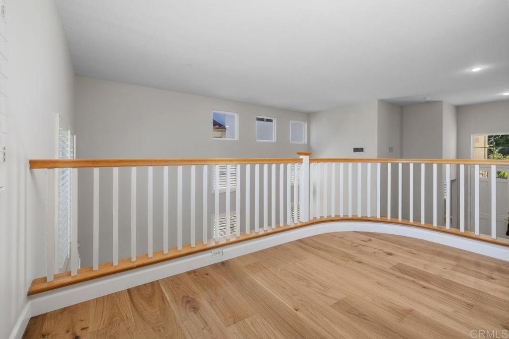 6085 Hillpointe Row - photo 17