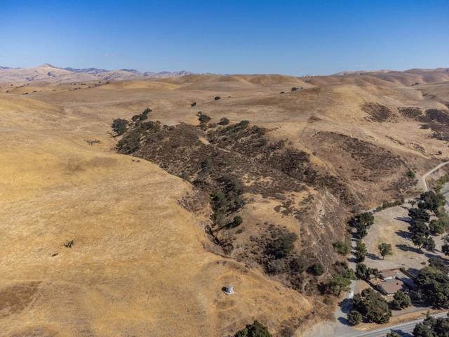 0 Airline Highway, Tres Pinos CA: https://media.crmls.org/mediaz/8bb8cf30-3e75-4037-9dc3-edad2fd50112.jpg