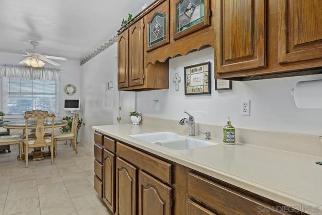 286 Ridgecrest Dr., San Diego CA: https://media.crmls.org/mediaz/8bb93c10-015a-4aa0-a8c8-55a095cedfb8.jpg