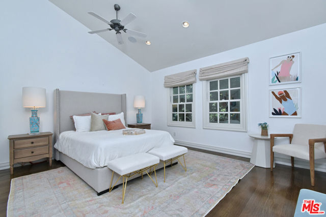4177 KESTER Avenue, Sherman Oaks CA: https://media.crmls.org/mediaz/8bb9e32a-d628-4844-9dfb-be5f3b8002f1.jpg