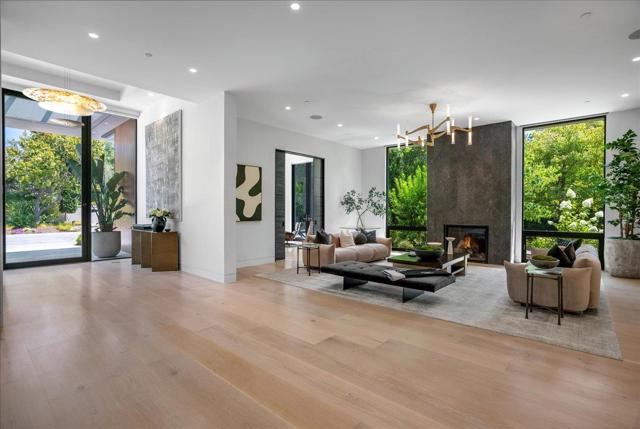 88 Tuscaloosa Avenue, Atherton CA: https://media.crmls.org/mediaz/8bb9e5d6-e5aa-4f3a-a3e7-b174e6833a55.jpg