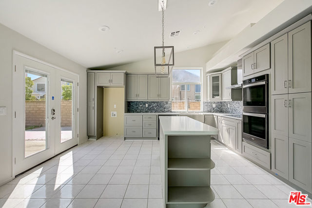 2536 LAKE Drive photo 4