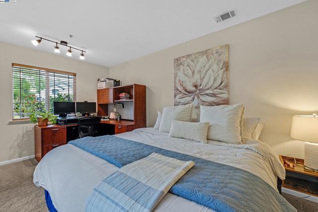 1787 Maralisa Lane, Livermore CA: https://media.crmls.org/mediaz/8bbba8f3-7da7-4c85-92c9-d58b2ce5fd32.jpg