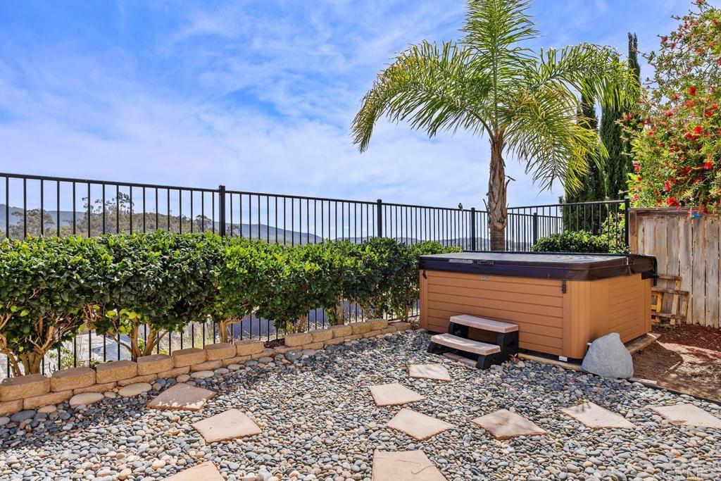 687 Glasgow Court - photo 6