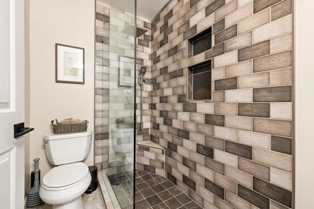 42639 Devonshire Street, Palm Desert CA: https://media.crmls.org/mediaz/8bbd142a-61d5-4eb0-be61-5d0396ccbf3f.jpg