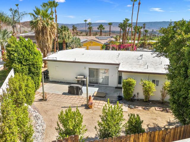 68079 Vista Del Valle, Cathedral City CA: https://media.crmls.org/mediaz/8bbd2b4a-e59a-427f-8a7c-67b5e549cbd8.jpg