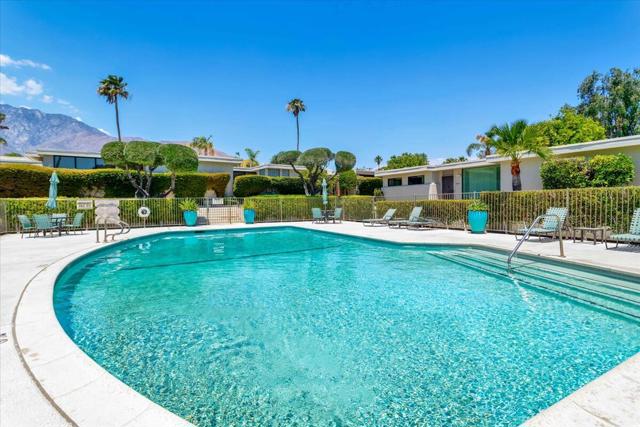 130 W Racquet Club Road #511, Palm Springs, CA 92262